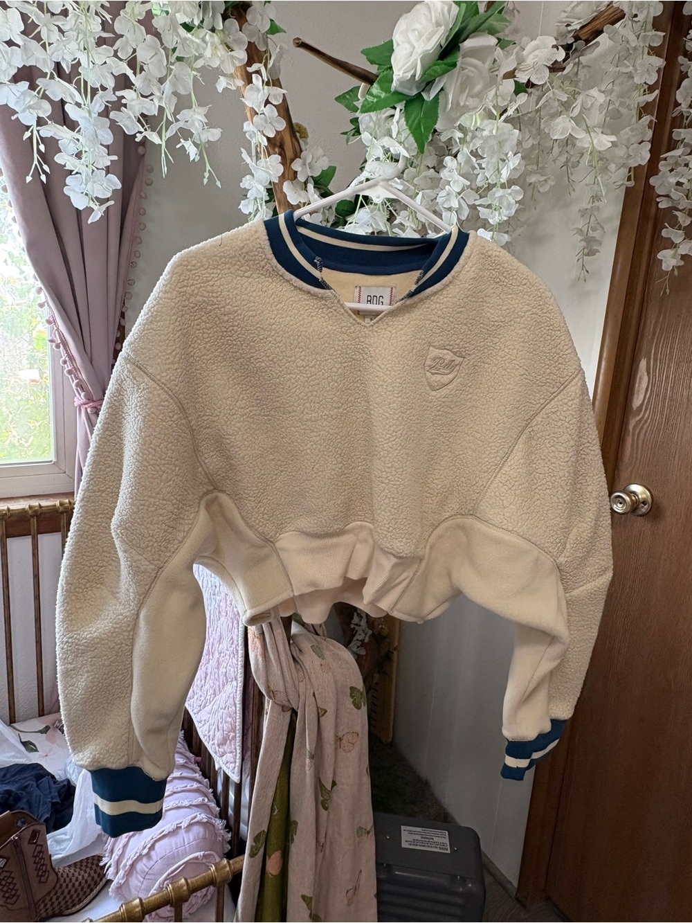 BDG Cream Sherpa Cropped Sweater with Blue Trim